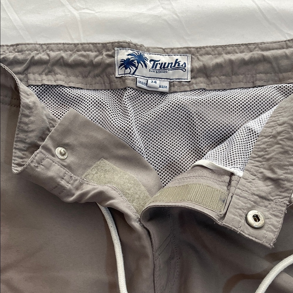 Men's Gray Swim Trunks 34 waist - Picture 12 of 12